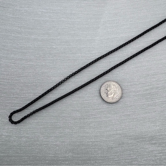 2mm | Black | Rolled Box Link Chain - Picture 4 of 4